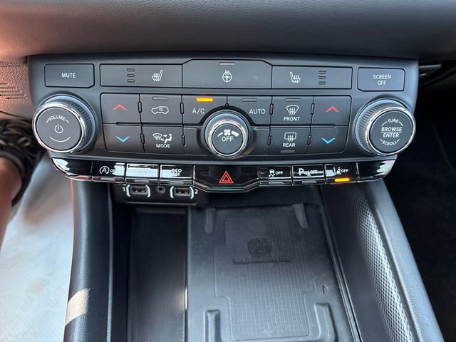Used 2022 Dodge Durango GT AWD/4WD image 18
