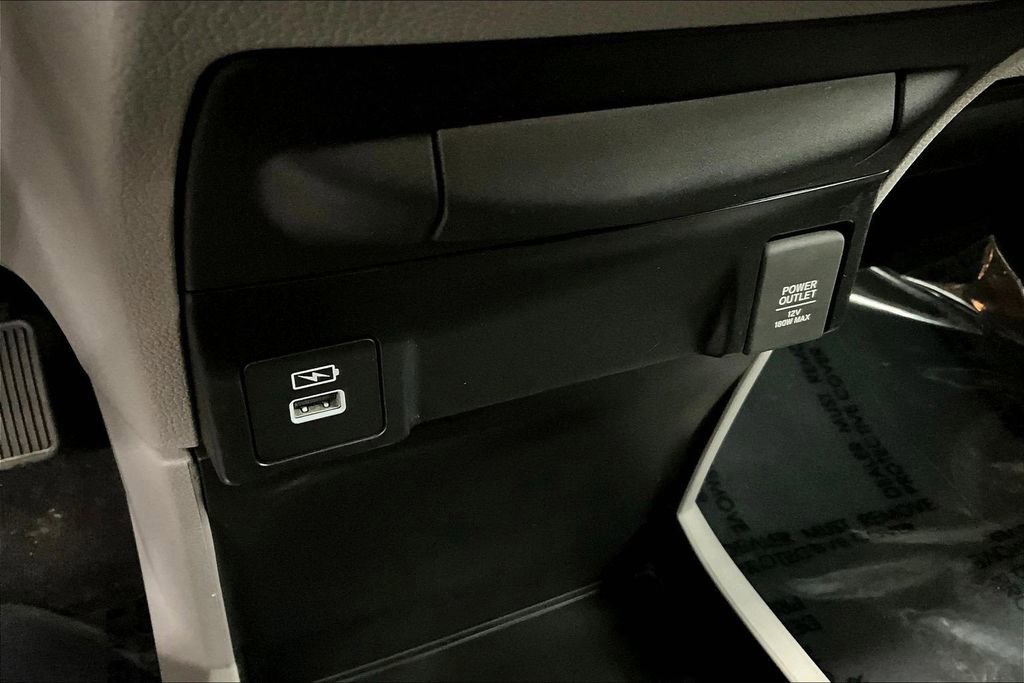 Used 2024 Honda Odyssey EX-L image 16