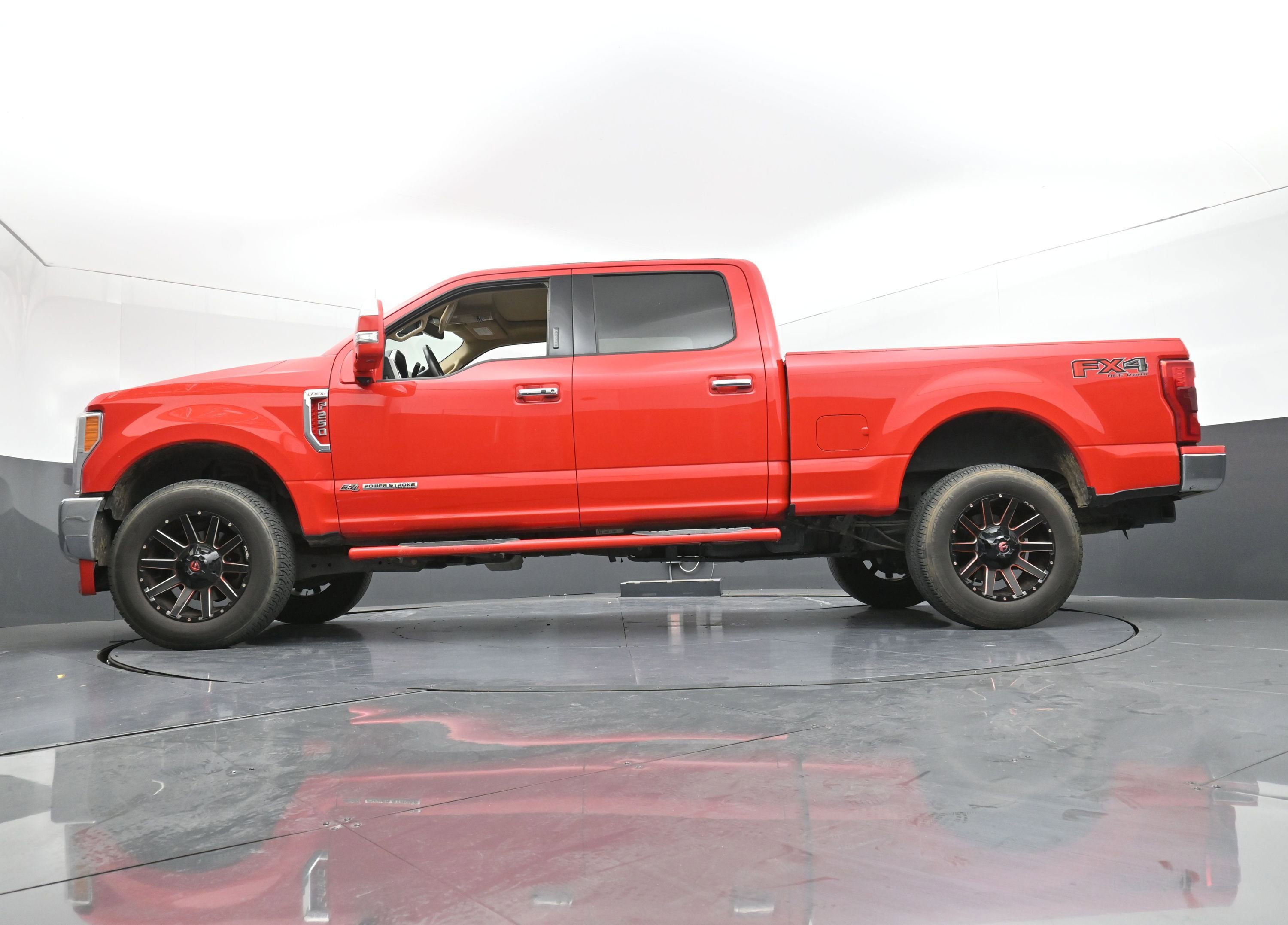 Used 2018 Ford F250 Lariat w/ Lariat Ultimate Package image 25