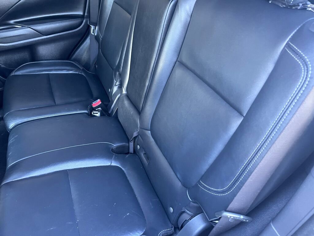 Used 2019 Mitsubishi Outlander SEL image 23