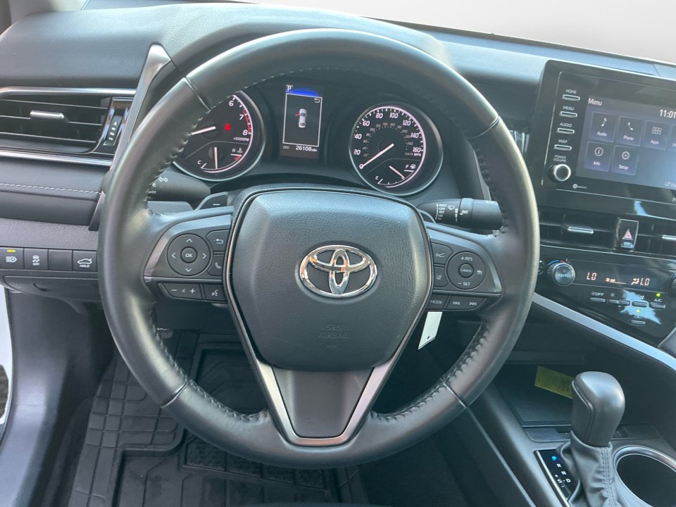Used 2023 Toyota Camry SE FWD image 13