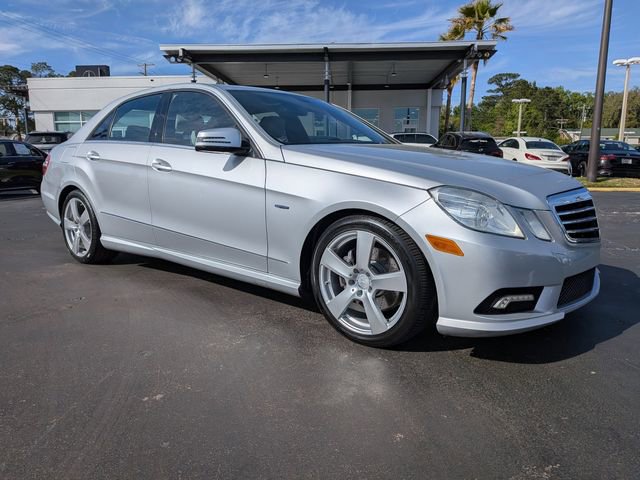 Used 2011 Mercedes-Benz E 350 Sedan image 3