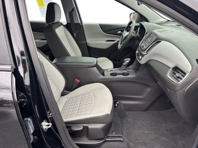 Used 2024 Chevrolet Equinox LS w/ Driver Confidence II Package image 11