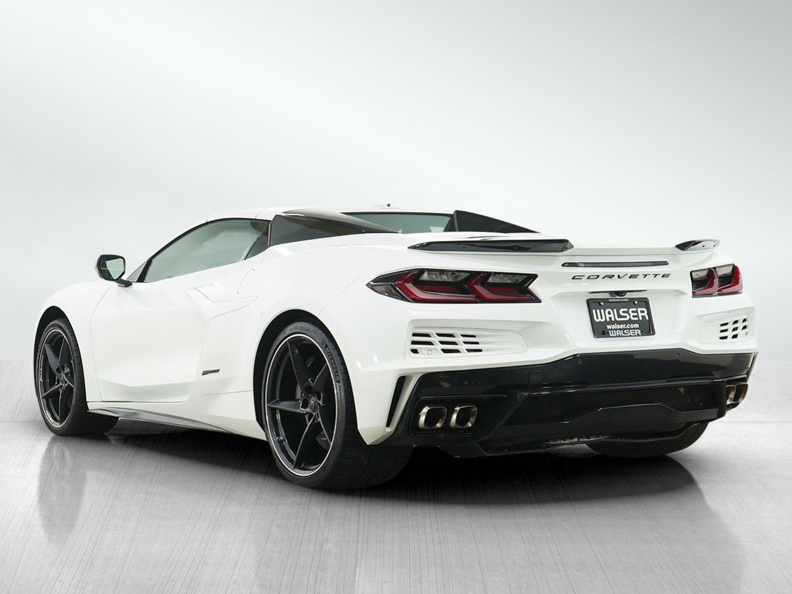 Used 2024 Chevrolet Corvette E-Ray AWD/4WD image 3