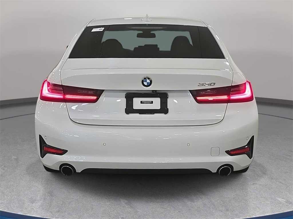 Used 2021 BMW 330i Sedan w/ Premium Package image 7