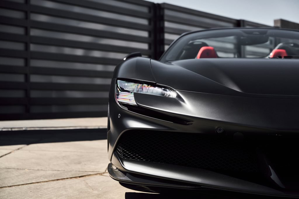Used 2024 Ferrari SF90 Spider AWD/4WD image 9