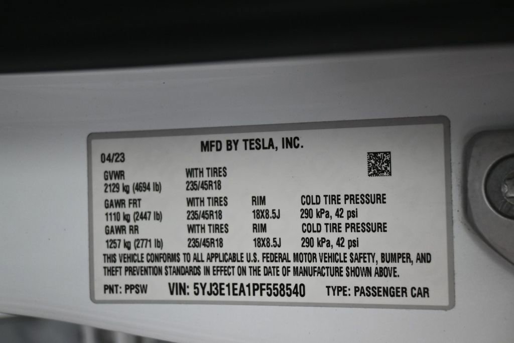 Used 2023 Tesla Model 3 Standard Range RWD image 8