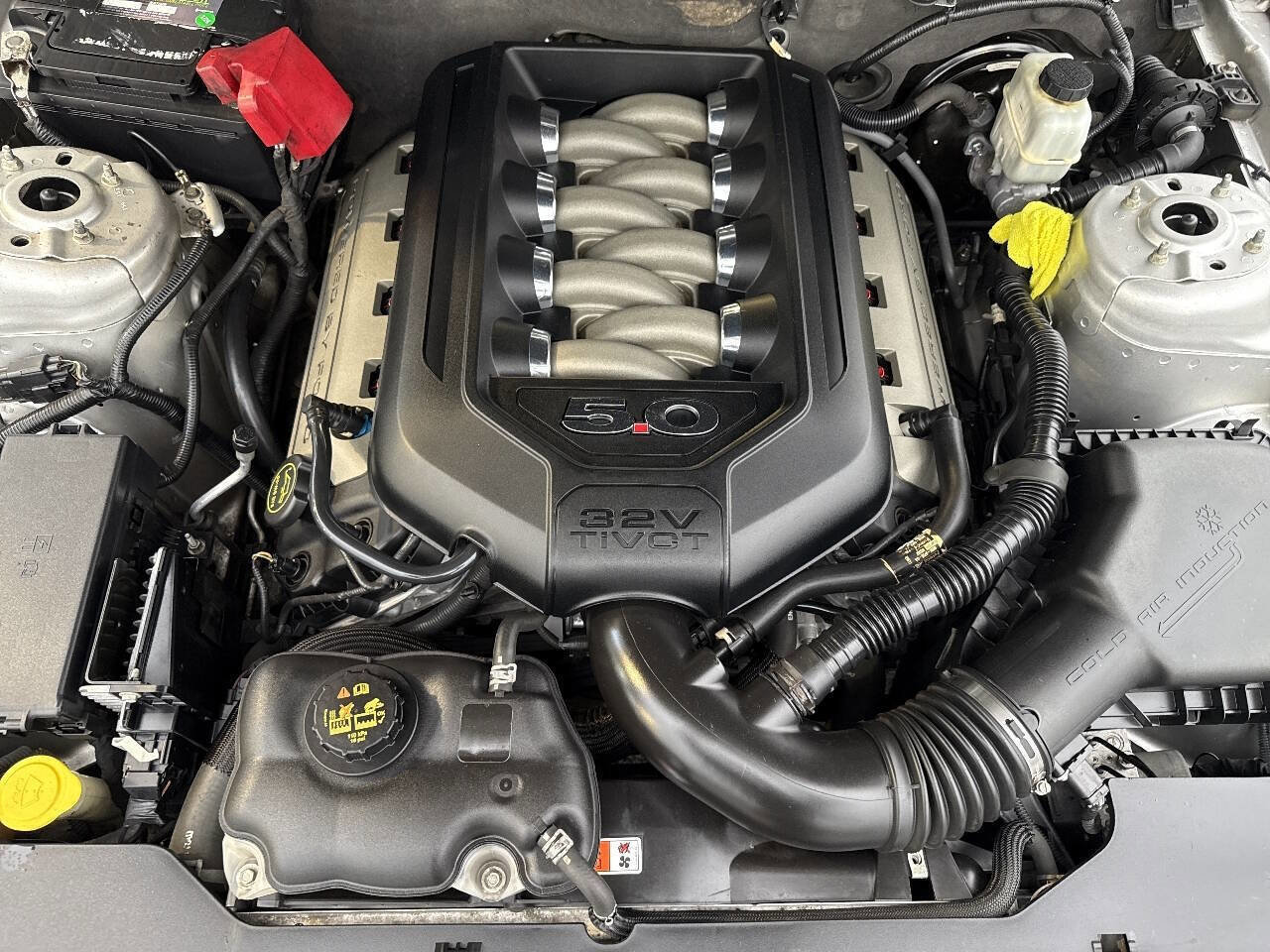Used 2011 Ford Mustang GT RWD image 14