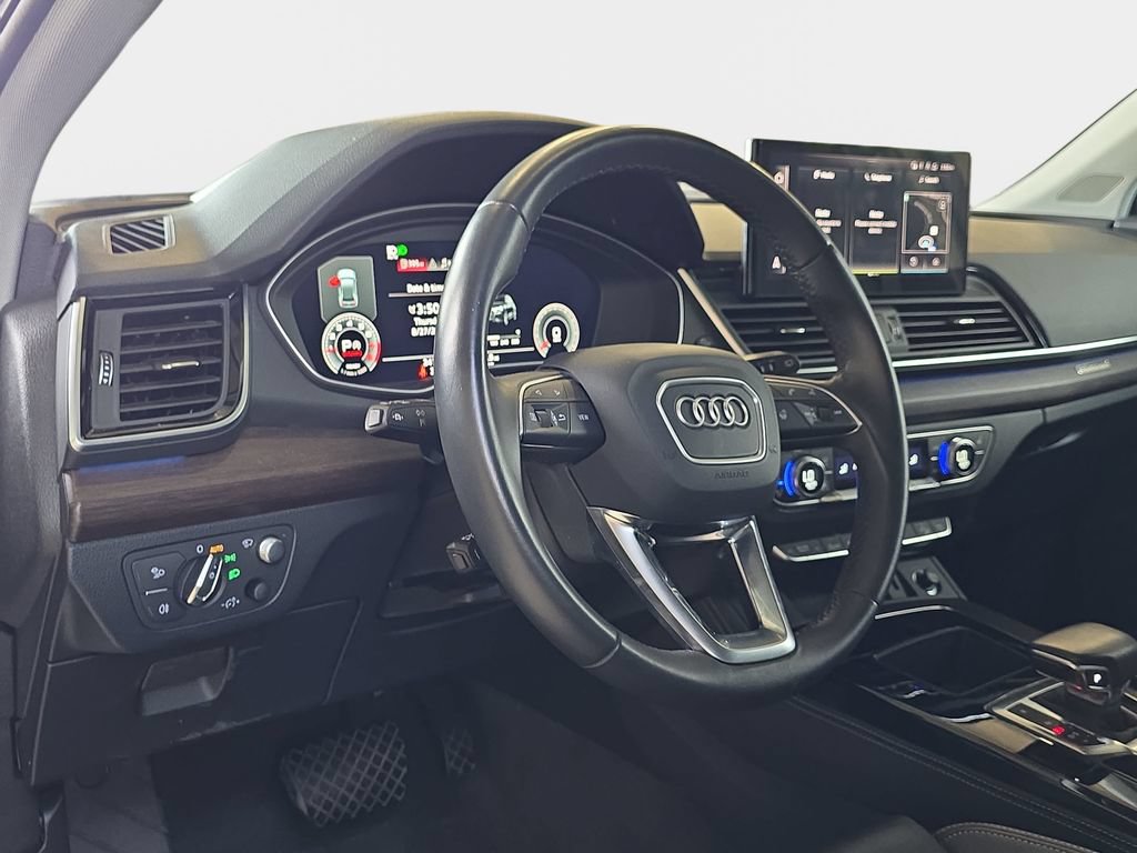 Used 2023 Audi Q5 2.0T Prestige w/ Prestige Package AWD/4WD image 17