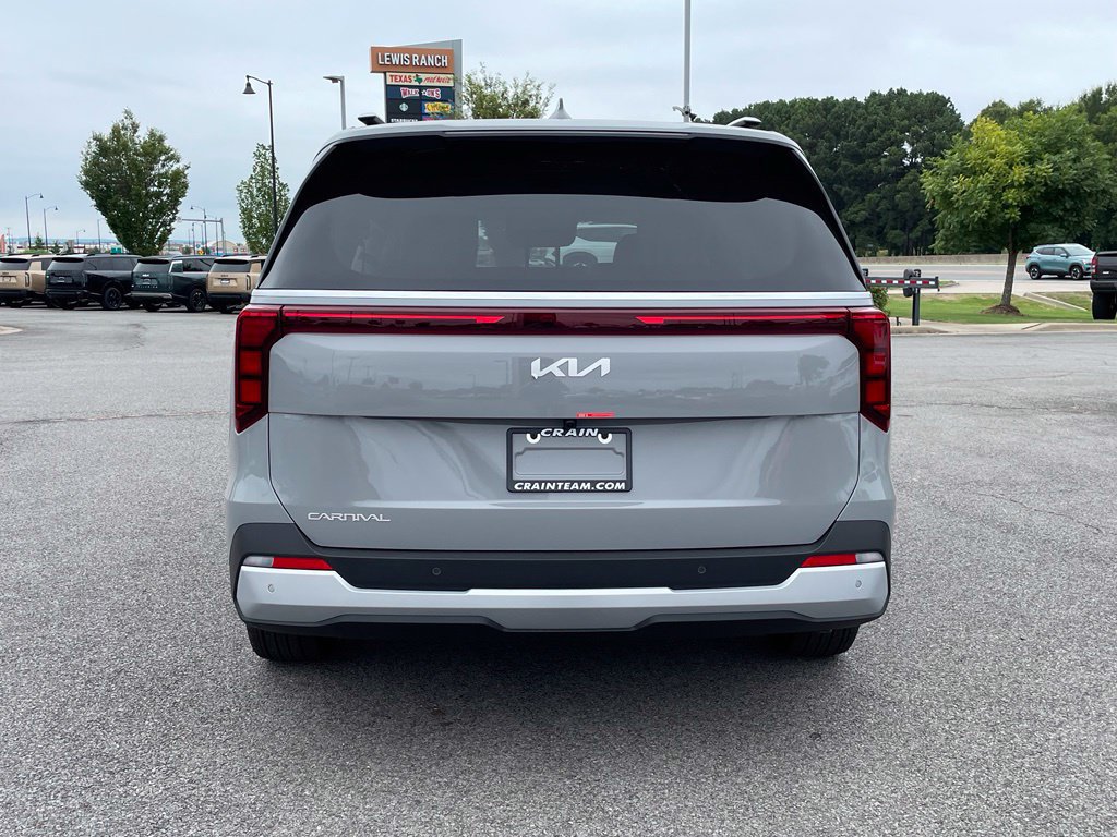 New 2026 Kia Carnival EX FWD image 6
