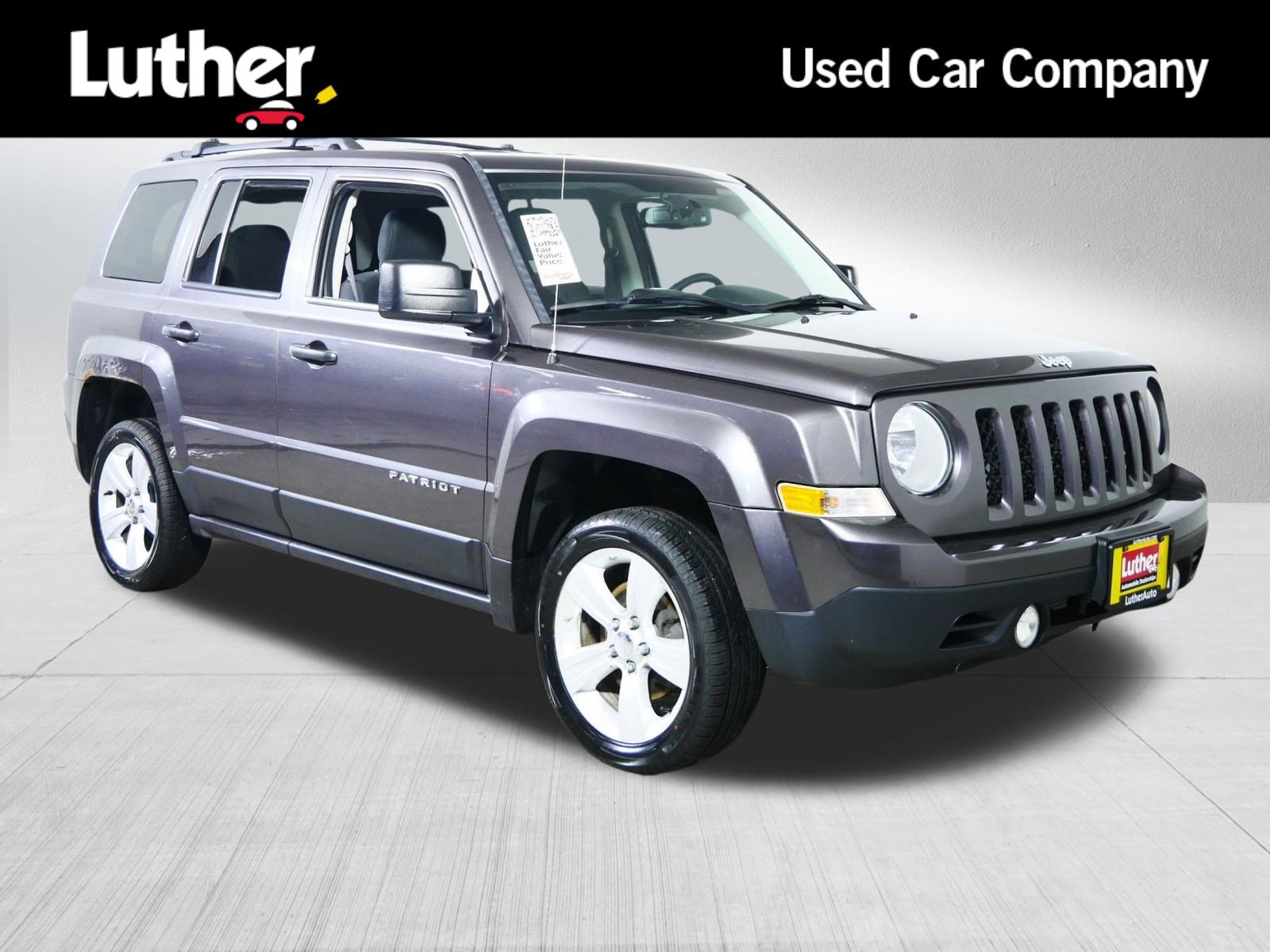 Used 2016 Jeep Patriot Latitude AWD/4WD image 1