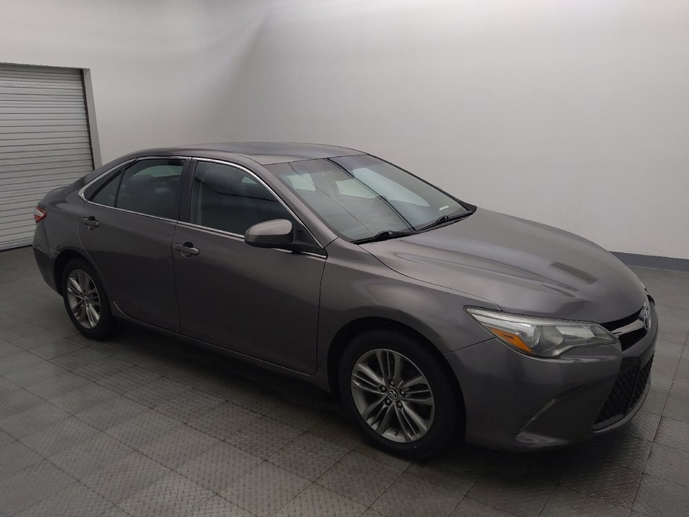 Used 2016 Toyota Camry SE image 11