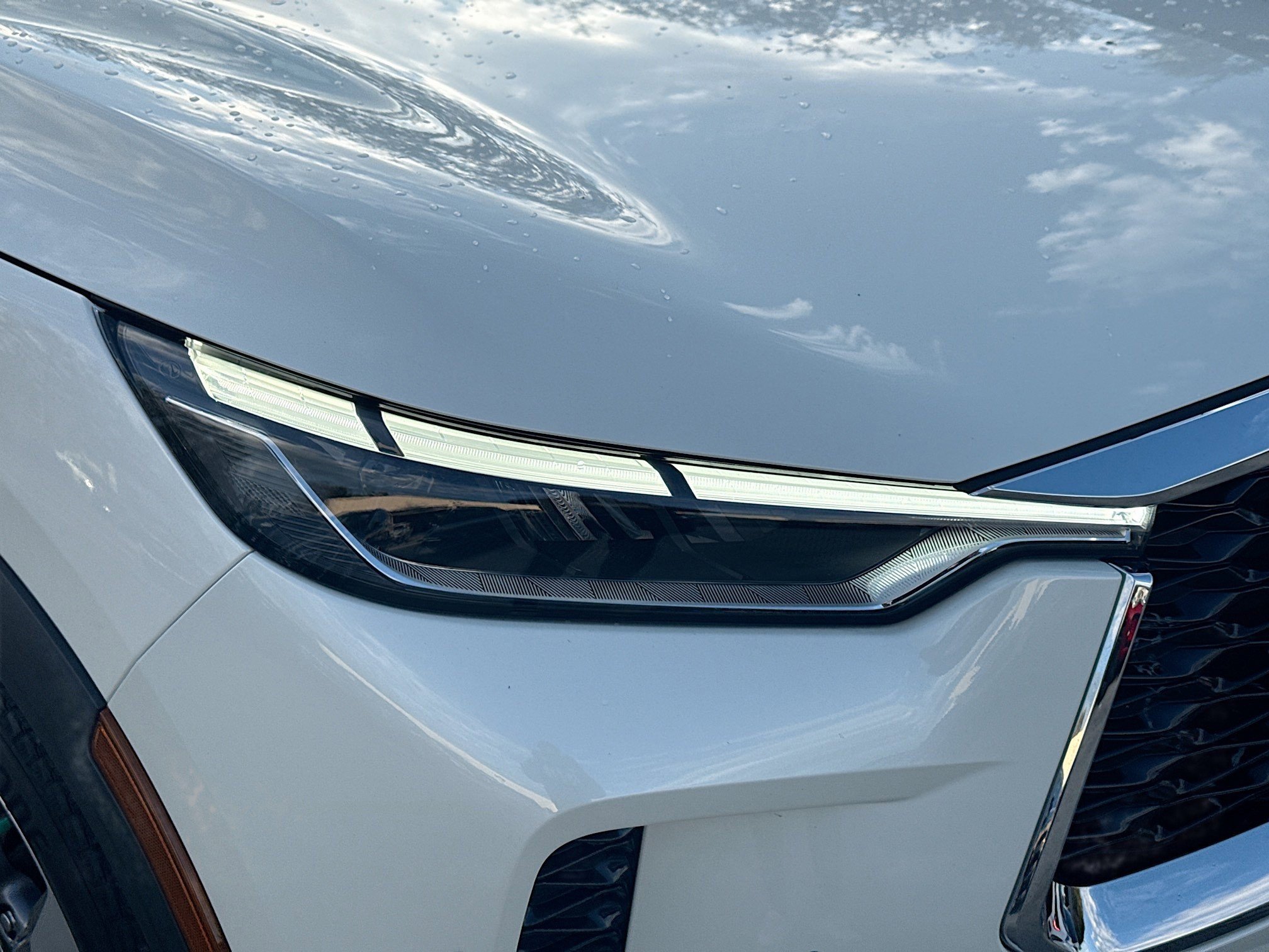 Used 2023 INFINITI QX60 Luxe w/ Cargo Package image 37