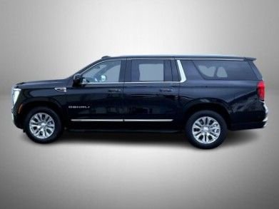Used 2025 GMC Yukon XL Denali image 8