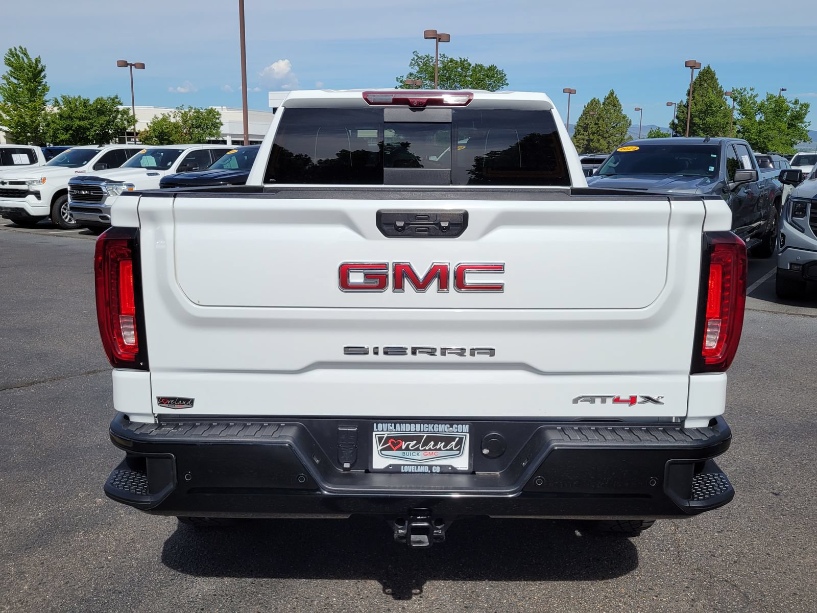 Used 2024 GMC Sierra 1500 AT4X AWD/4WD image 10