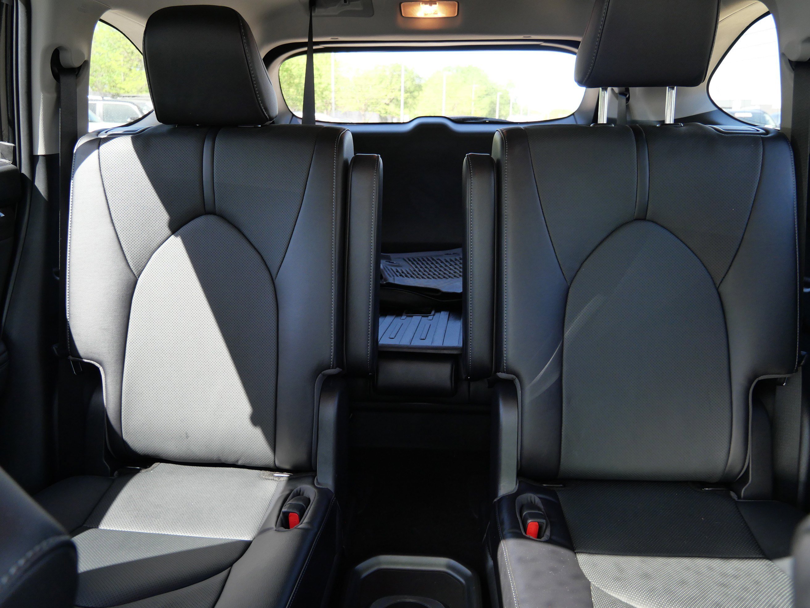 Used 2023 Toyota Highlander Limited AWD/4WD image 17