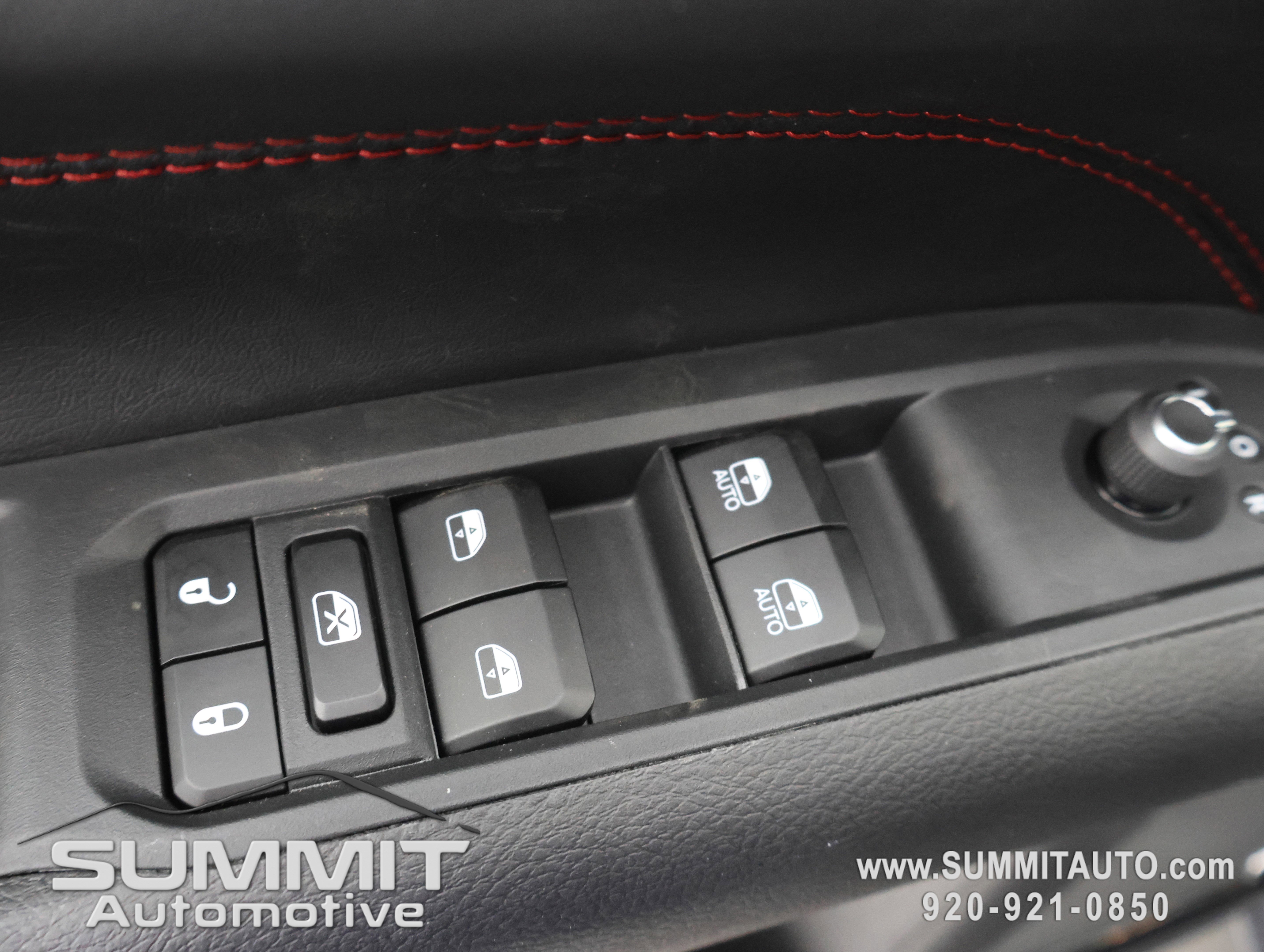 New 2026 Jeep Compass Trailhawk w/ Sun, Sound & Navigation Group image 43