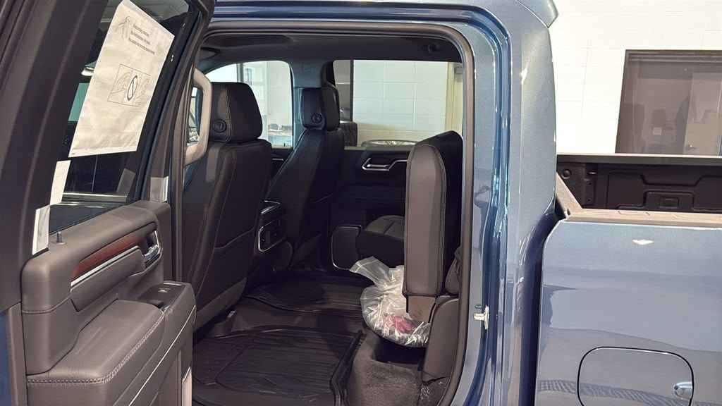 New 2026 GMC Sierra 2500 Denali AWD/4WD image 18