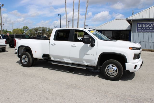 Used 2025 Chevrolet Silverado 3500 LT image 14