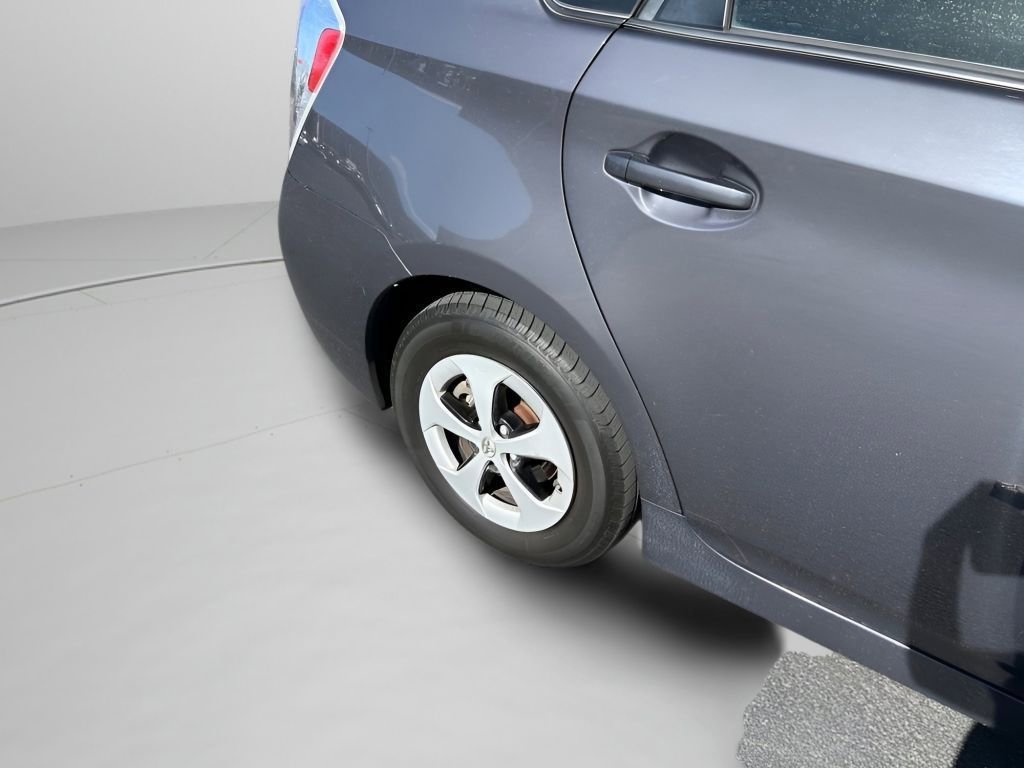 Used 2015 Toyota Prius Two FWD image 13