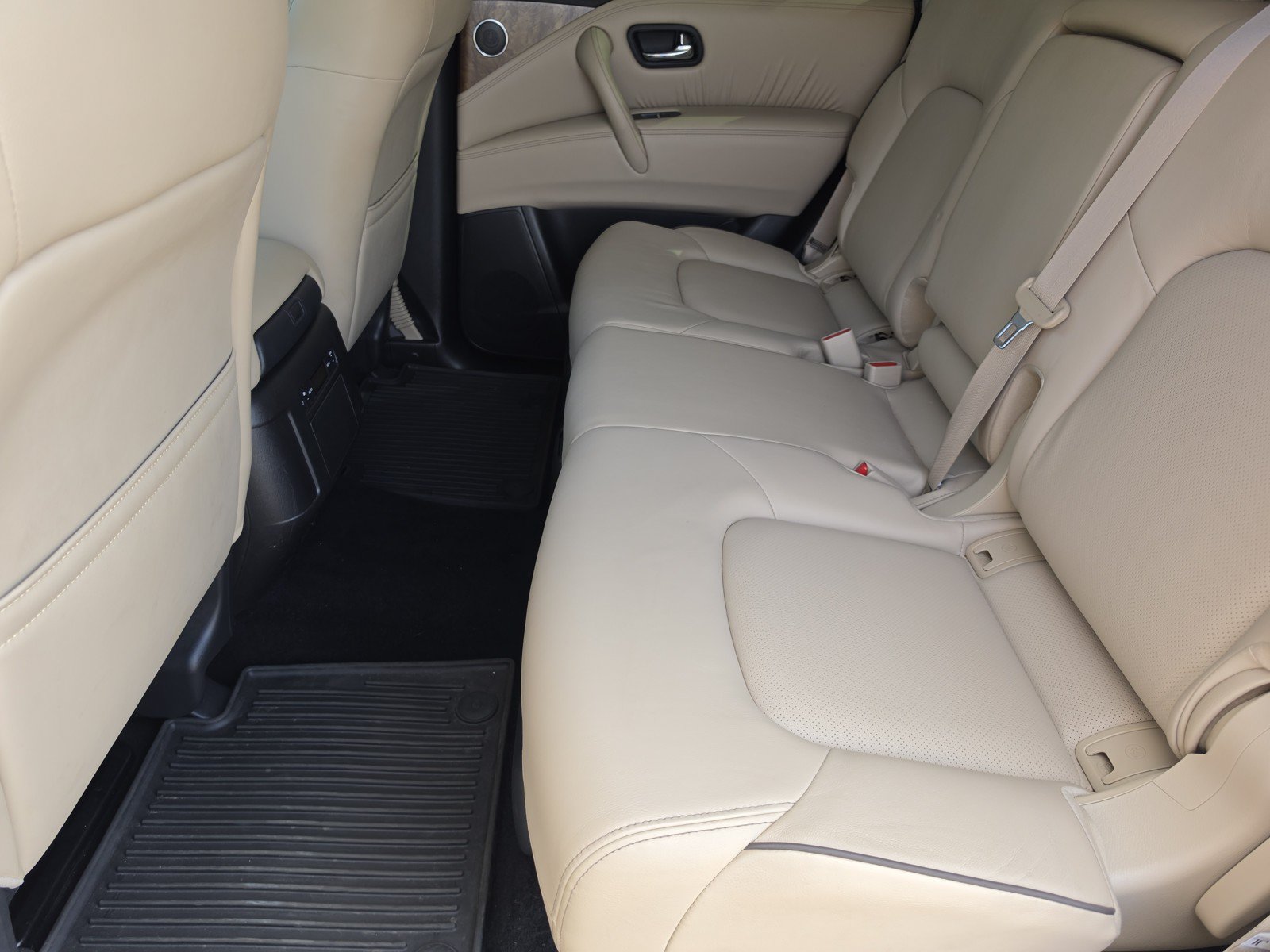 Used 2022 Nissan Armada SL RWD image 12