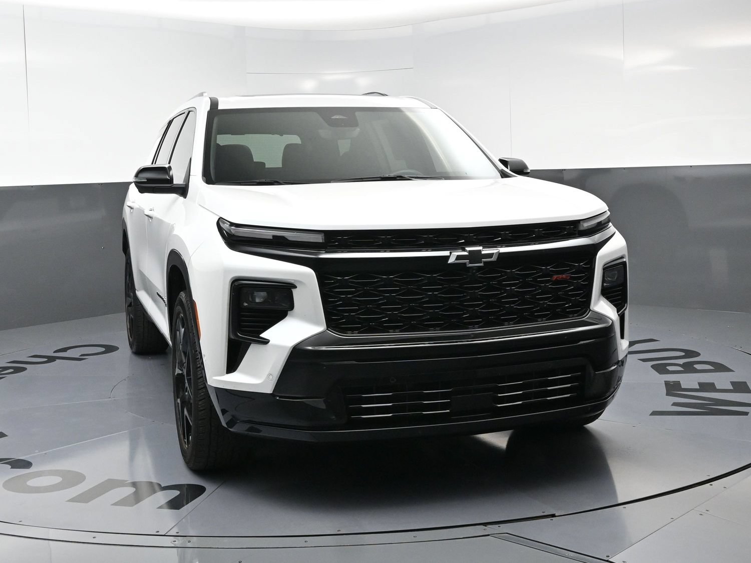 Used 2025 Chevrolet Traverse RS w/ LPO, Floor Liner Package FWD image 3