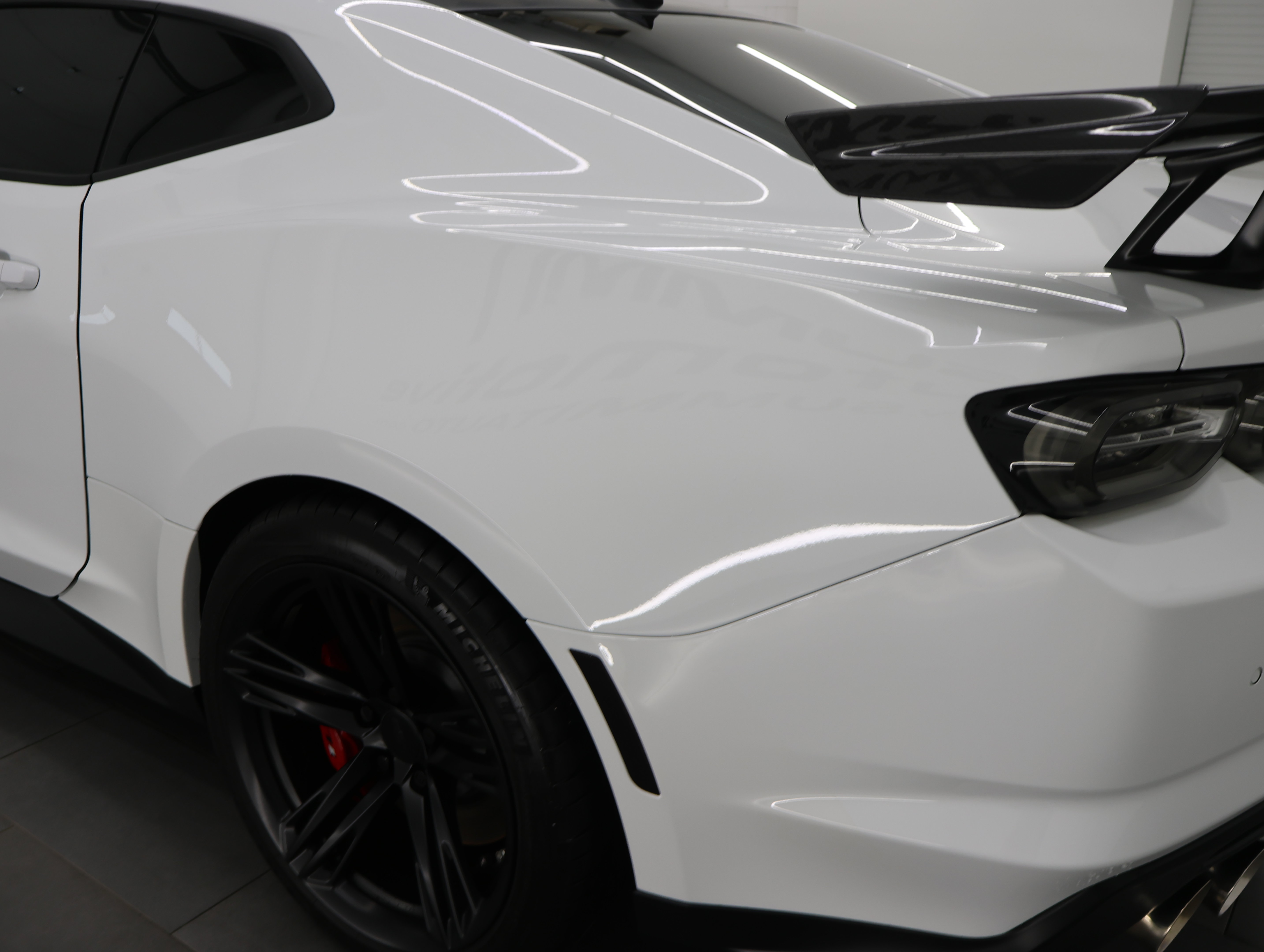 Used 2020 Chevrolet Camaro ZL1 RWD image 31