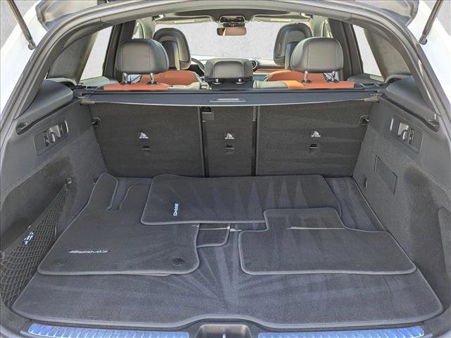 Used 2024 Mercedes-Benz GLC 300 4MATIC w/ AMG Line image 6