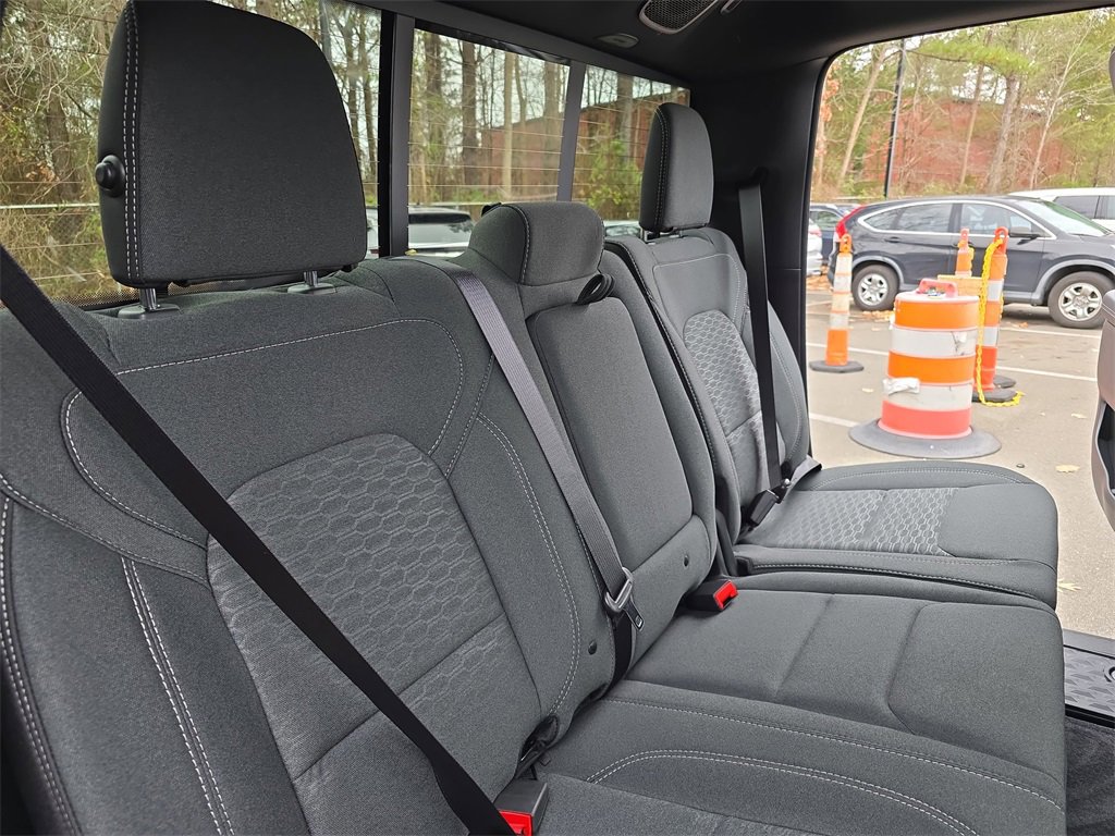 New 2026 RAM 1500 4x4 Crew Cab image 11