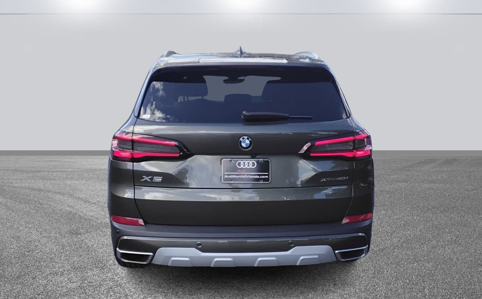 Used 2021 BMW X5 xDrive40i w/ Luxury Seating Package 2 image 5