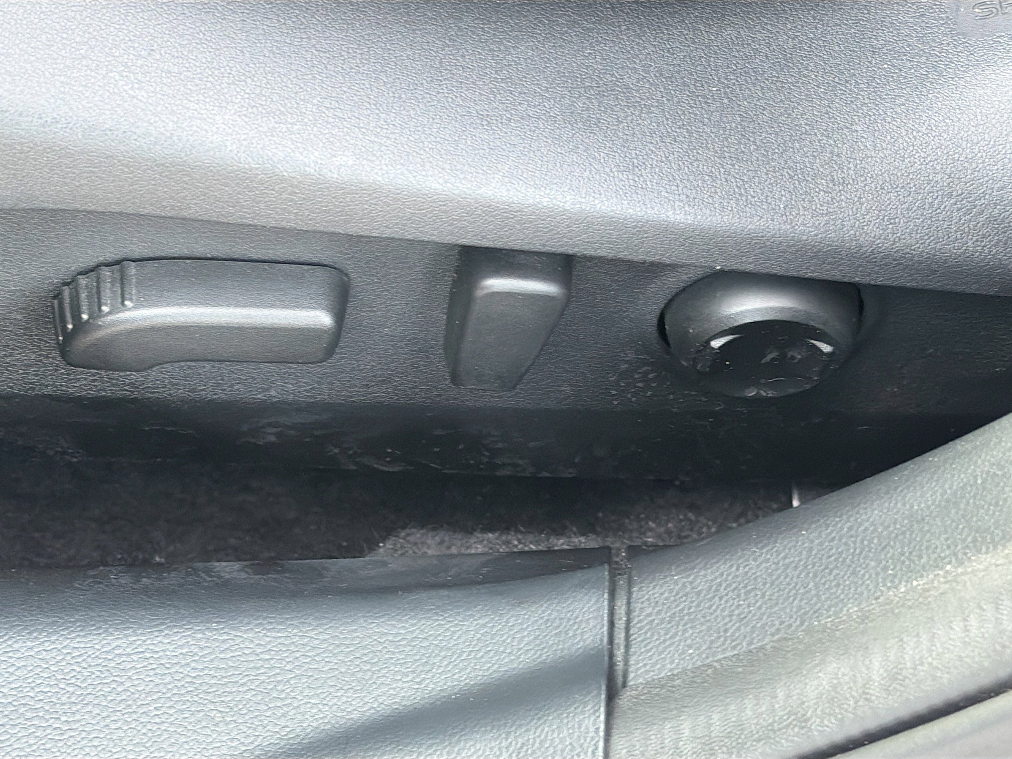 Used 2022 Subaru Outback Limited XT image 25