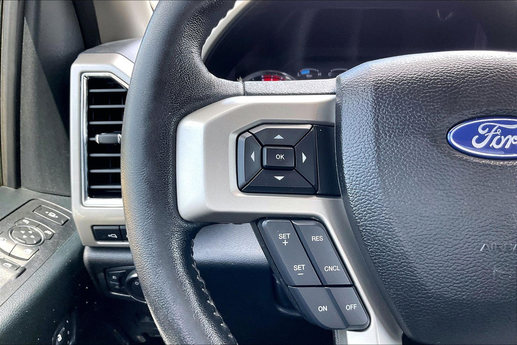 Used 2018 Ford F350 Lariat w/ Lariat Ultimate Package AWD/4WD image 11