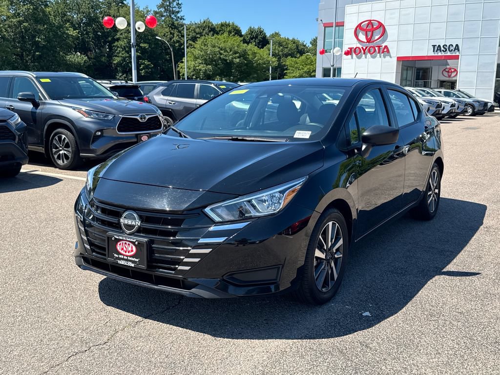 Used 2024 Nissan Versa S w/ S Plus Package FWD image 3