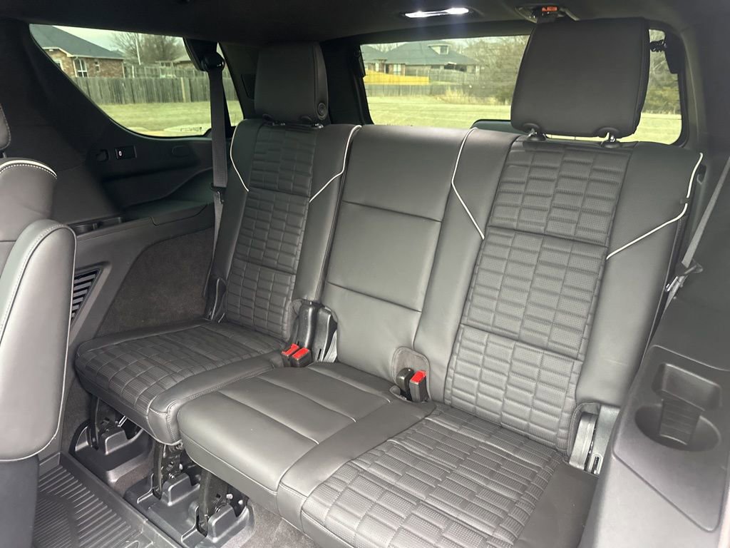 Used 2024 Cadillac Escalade Premium Luxury Platinum image 38