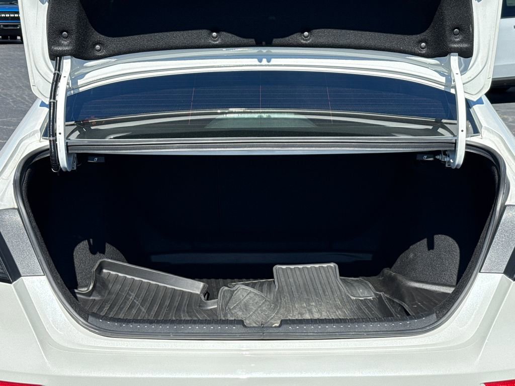 Used 2025 Honda Accord Sport image 18