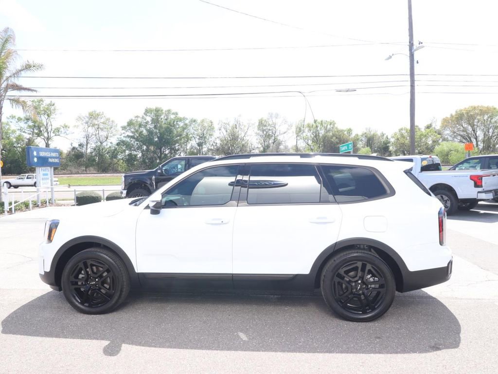Used 2024 Kia Telluride EX X-Line image 5