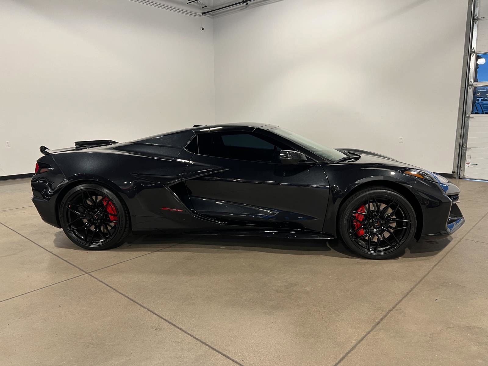 Used 2024 Chevrolet Corvette Z06 w/ Stealth Interior Trim Package image 10