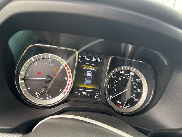 Used 2018 Nissan Titan PRO-4X w/ Pro-4x Convenience Package image 12