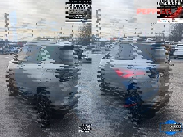 Used 2023 Chevrolet Equinox RS w/ LPO, Floor Liner Package image 4