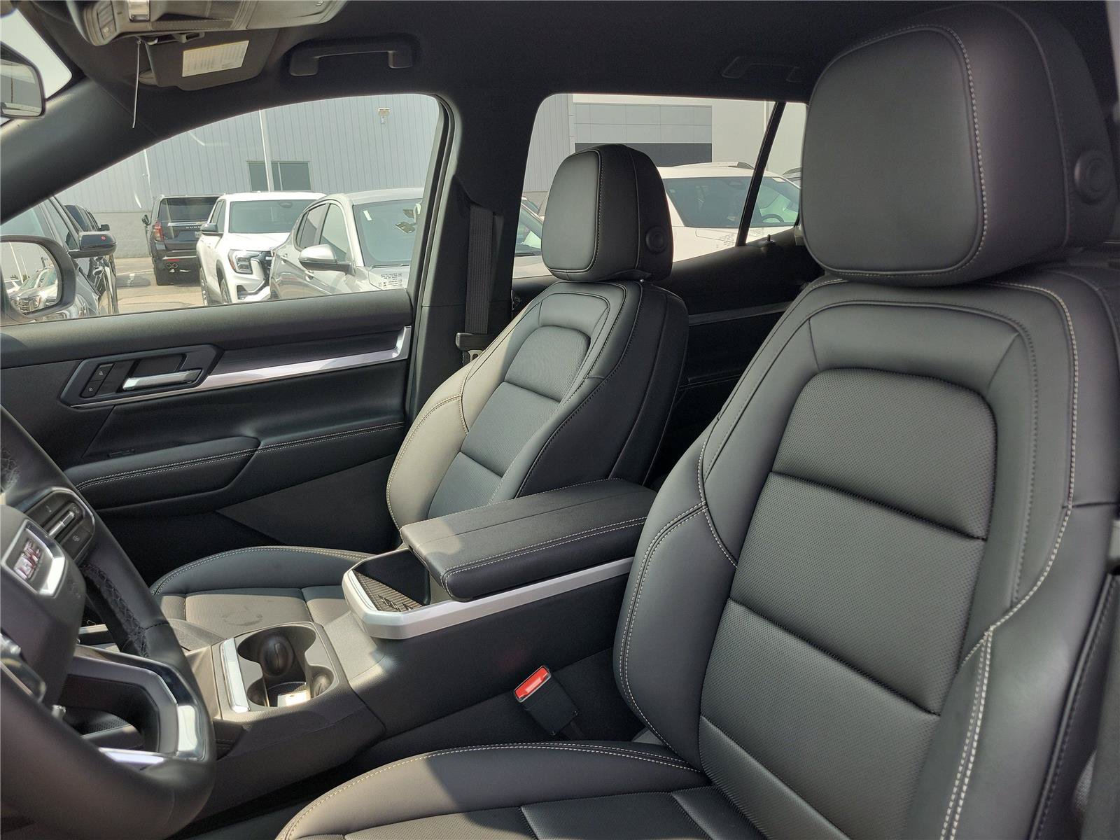 New 2027 GMC Terrain Elevation w/ Elevation Premium Package AWD/4WD image 15