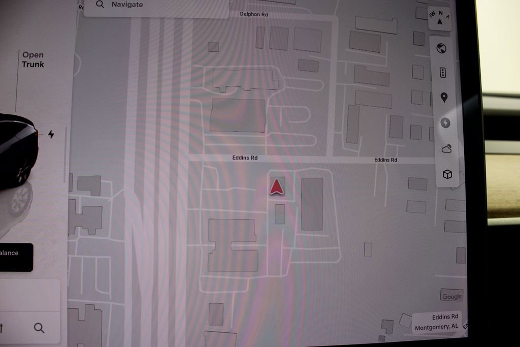 Used 2022 Tesla Model Y Long Range image 10