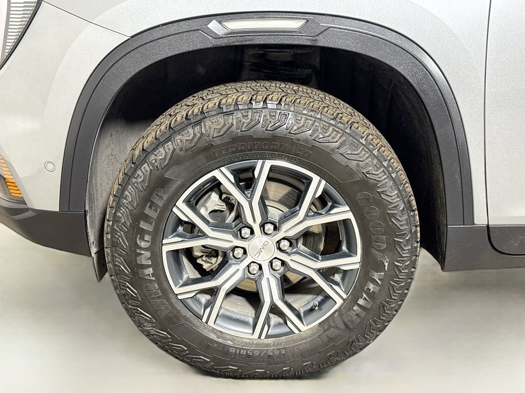 Certified 2024 GMC Acadia AT4 w/ Super Cruise Package AWD/4WD image 32