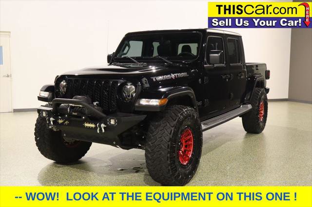 Used 2023 Jeep Gladiator Sport image 3