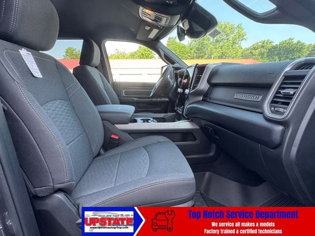 New 2026 RAM 3500 Big Horn AWD/4WD image 12