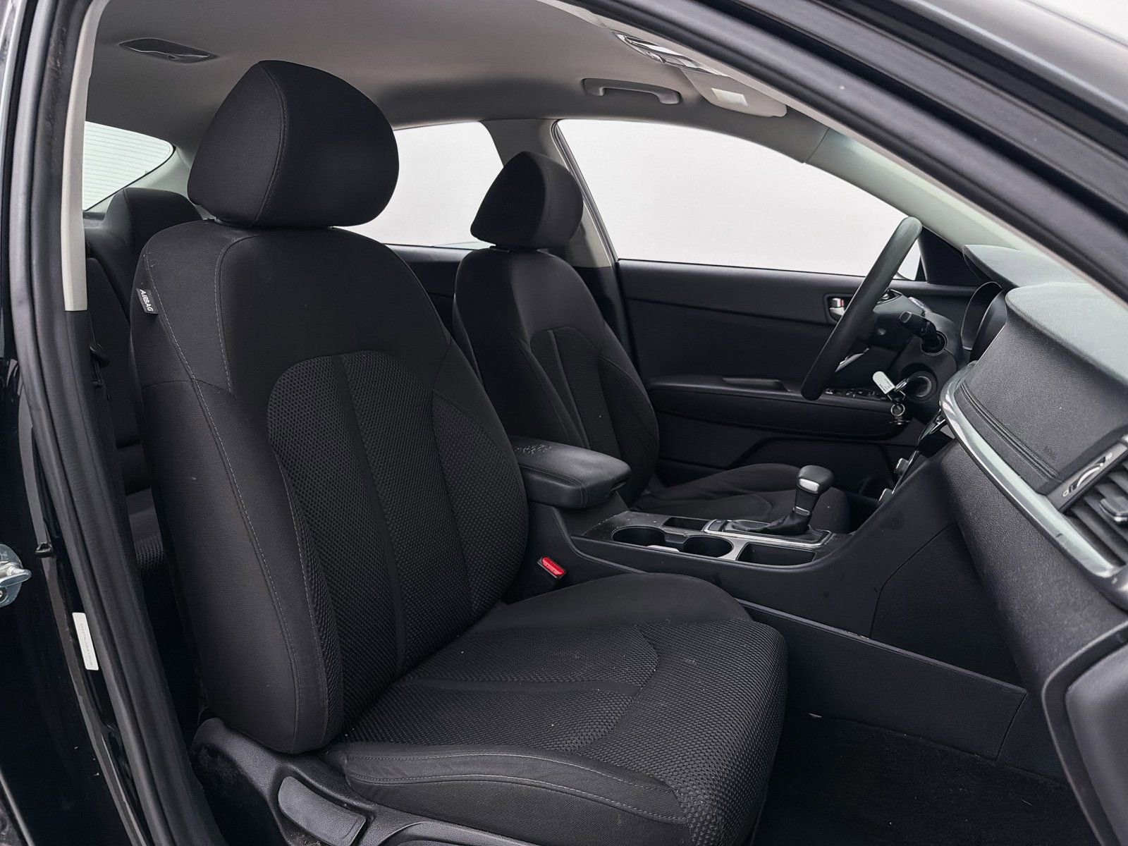 Used 2019 Kia Optima LX image 25