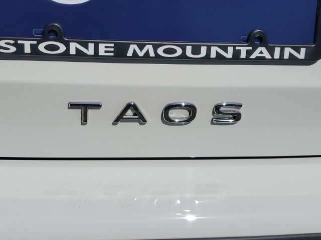 Certified 2025 Volkswagen Taos S FWD image 13