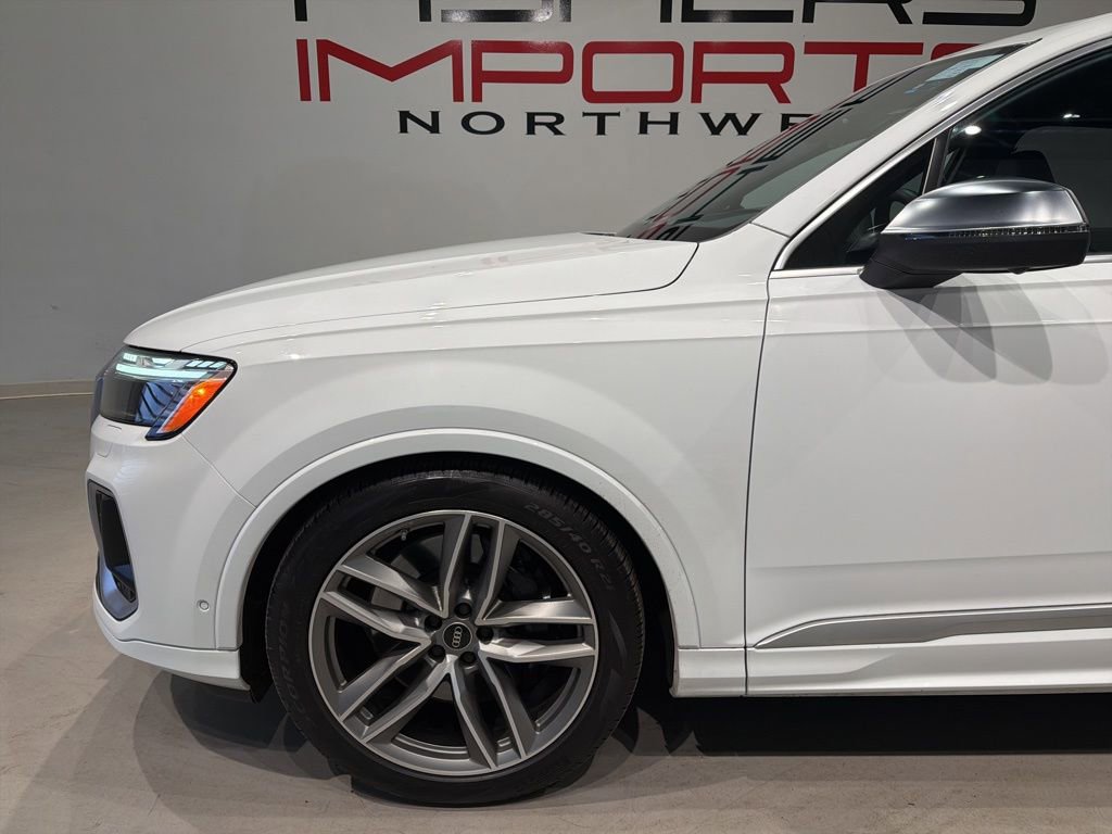 Used 2025 Audi SQ7 Prestige image 7