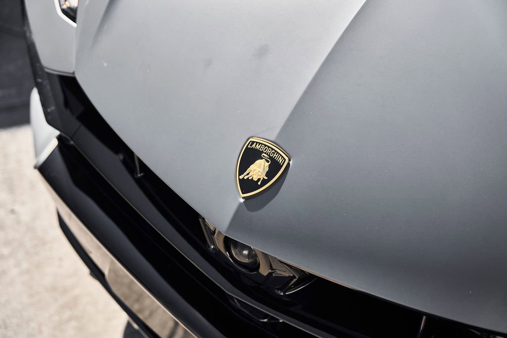 Used 2025 Lamborghini Urus S AWD/4WD image 7