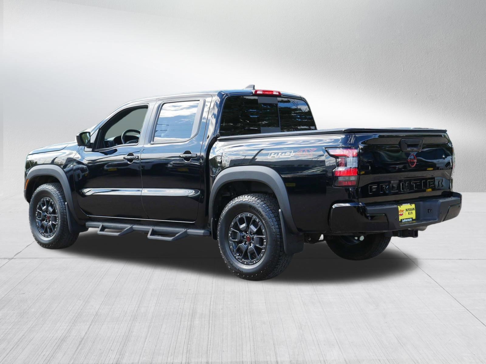 Certified 2023 Nissan Frontier PRO-4X w/ Pro-4X Premium Package AWD/4WD image 5