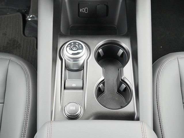New 2026 Ford Explorer Active w/ Active Comfort Package AWD/4WD image 24